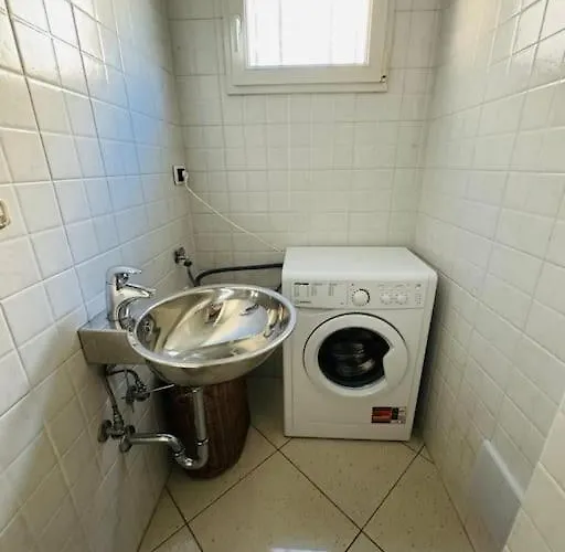 Giulia, Strategic Position تورينو