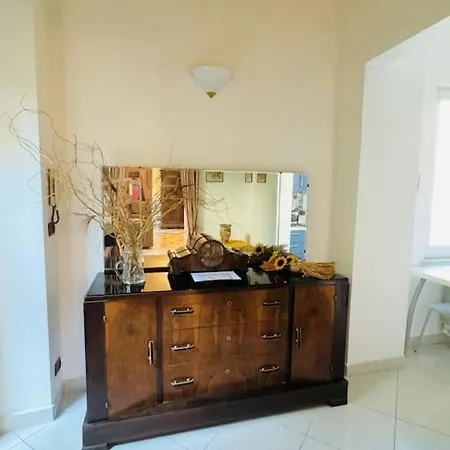 Giulia, Strategic Position Apartment