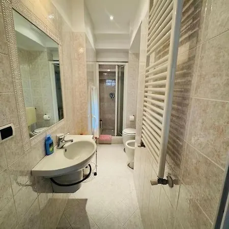 Giulia, Strategic Position Apartment